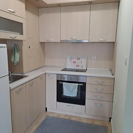 Apartment двустаен в славейков Burgas